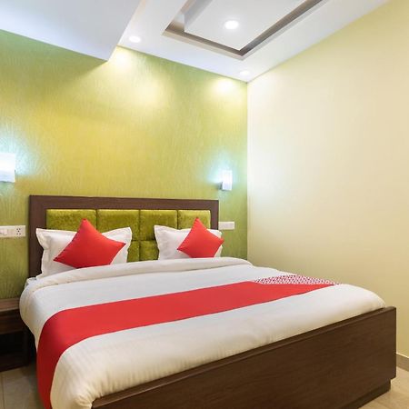 Super Oyo Hotel O Red Stone Inn New Delhi Eksteriør bilde