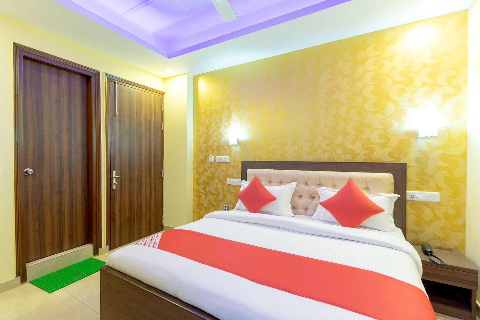 Super Oyo Hotel O Red Stone Inn New Delhi Eksteriør bilde