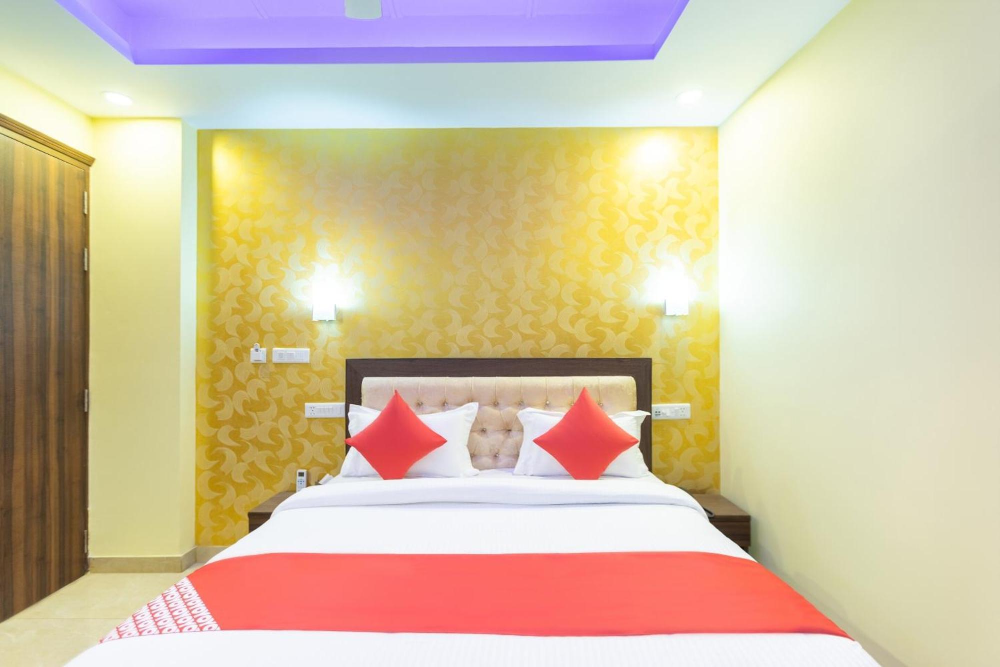 Super Oyo Hotel O Red Stone Inn New Delhi Eksteriør bilde