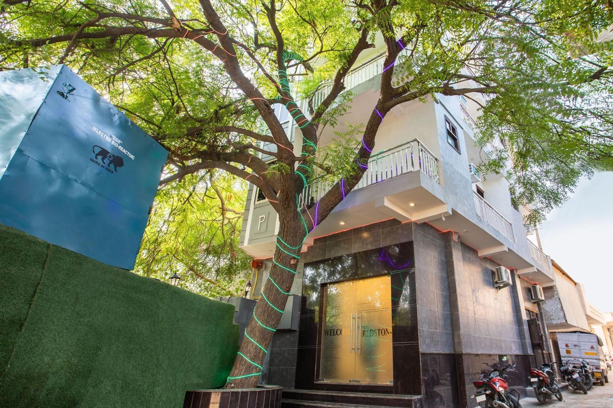 Super Oyo Hotel O Red Stone Inn New Delhi Eksteriør bilde