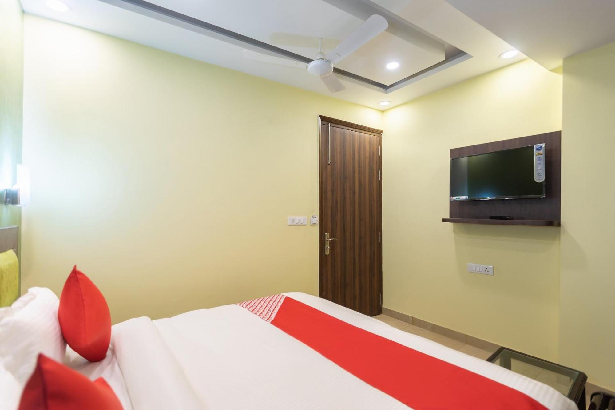 Super Oyo Hotel O Red Stone Inn New Delhi Eksteriør bilde